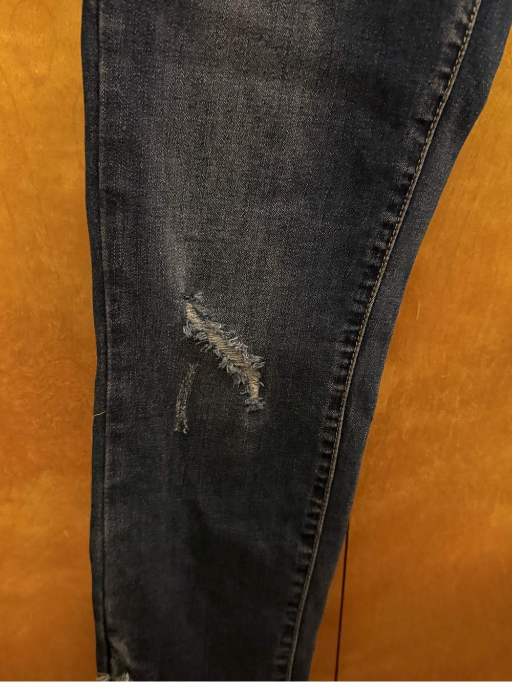 Judy Blue Medium-Dark Blue Distressed Ankle Crop Jeans size 29 - Picture 5 of 12